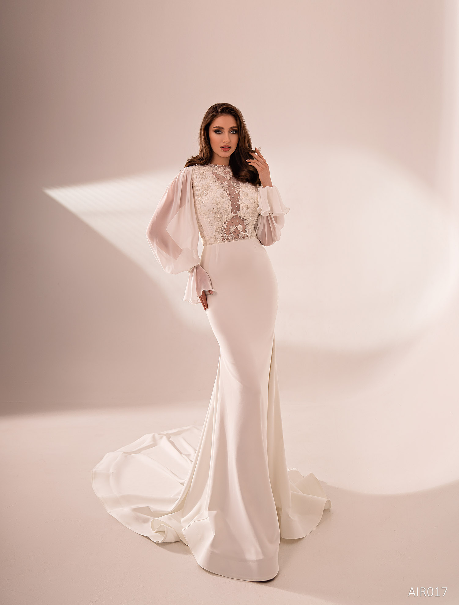 Suknia ślubna Air017  - Amorenovias - kolor Orginal - rozmiar 38 - Salon Le Mariage